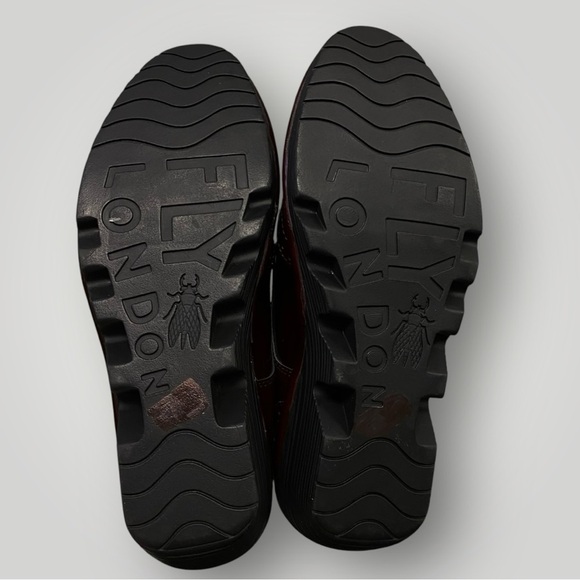 NWOT FLY LONDON Patent Leather Oxford Wedges Sz 37 - Picture 10 of 11